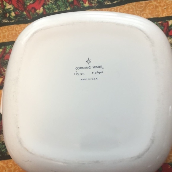 𝅺VTG First Generation Corningware. 2.5 quart with glass lid - Picture 3 of 4